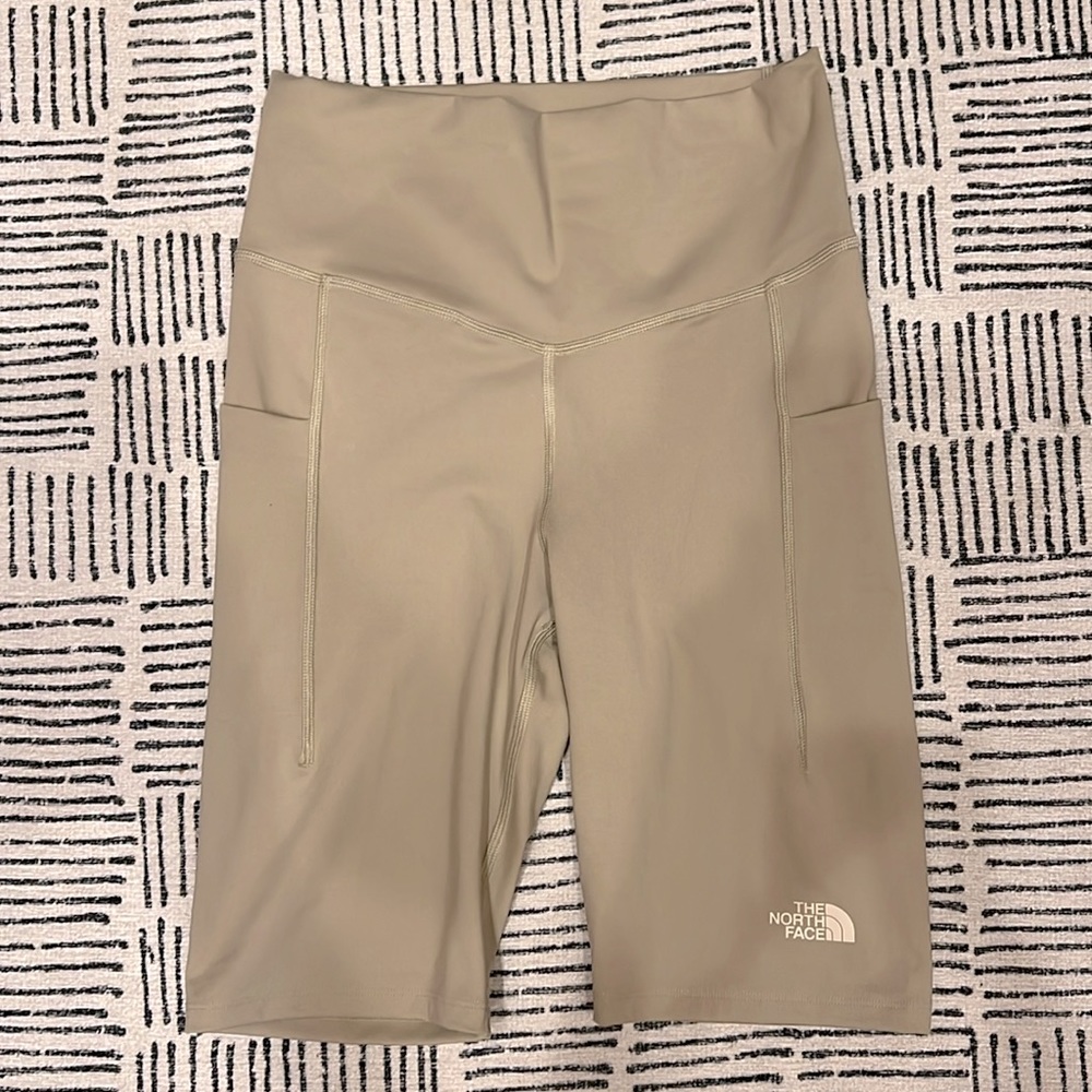 The North Face Women's Athletic Shorts - Tan